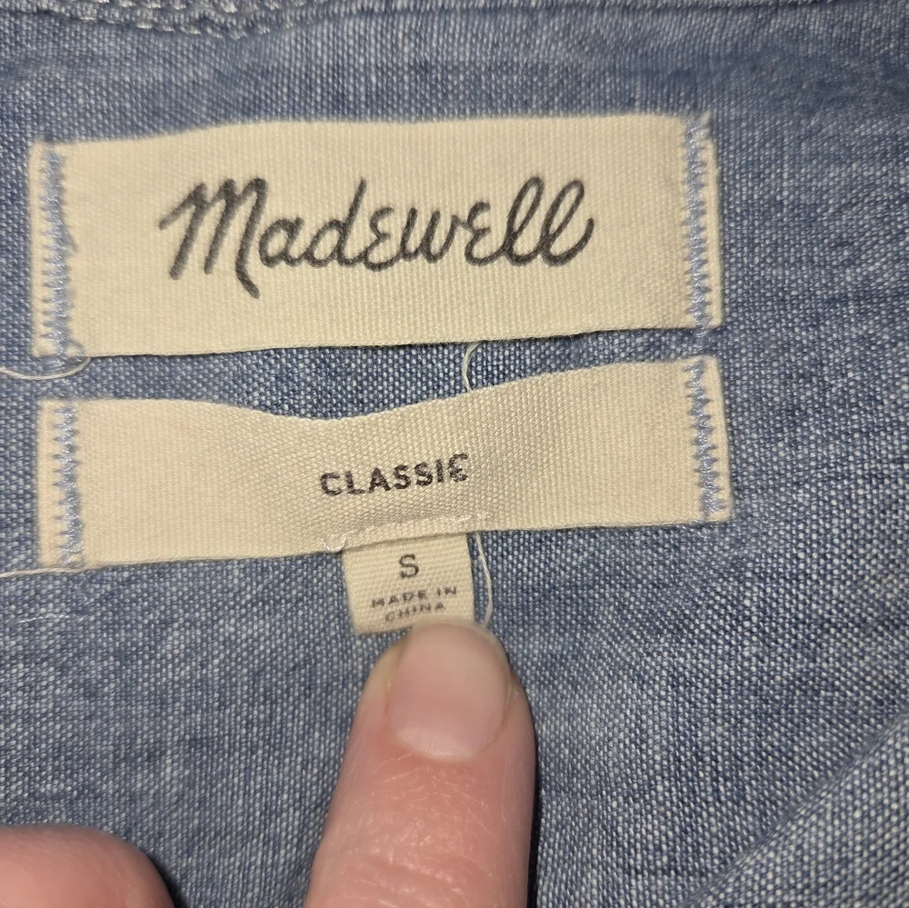 Women's Madewell 100% Cotton Light Blue Denim Shirt Size Small - Picture 8 of 10